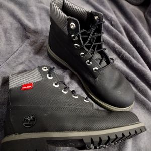 Black Timberlands  size 4.5 youth